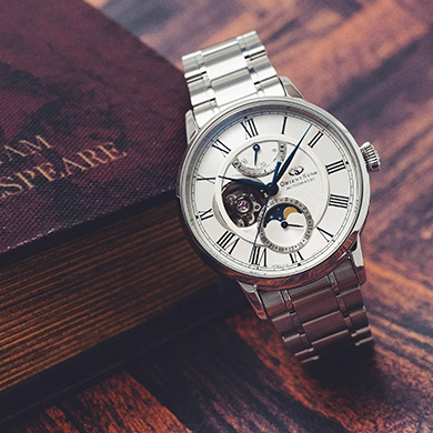 ORIENT STAR MECHANICAL MOON PHASE