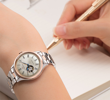 CLASSIC SEMI SKELETON | Ladies Collection | ORIENT STAR